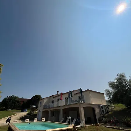 Grande Maison De *